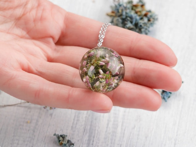 Terrarium Necklace with Real Heather