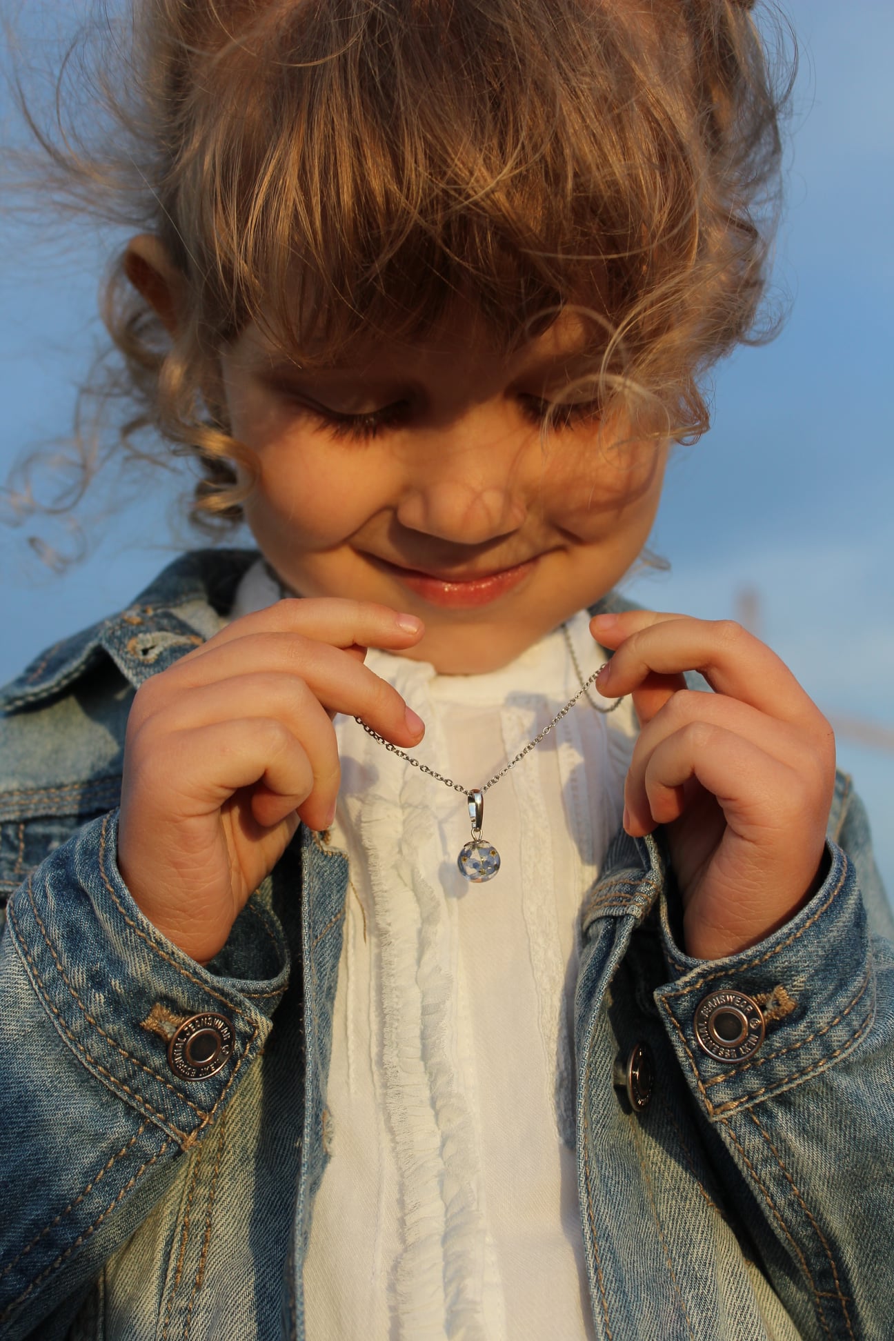 Pendant with Forget-Me-Not Flowers