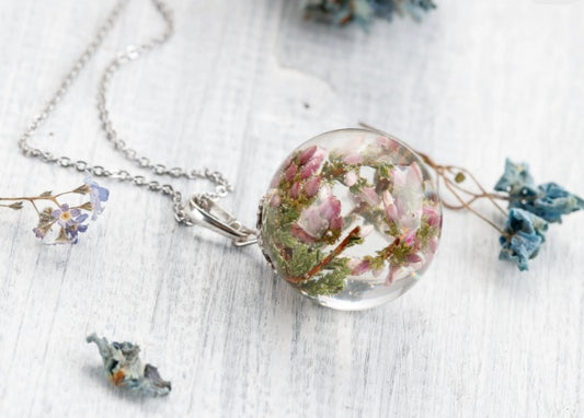 Terrarium Necklace with Real Heather