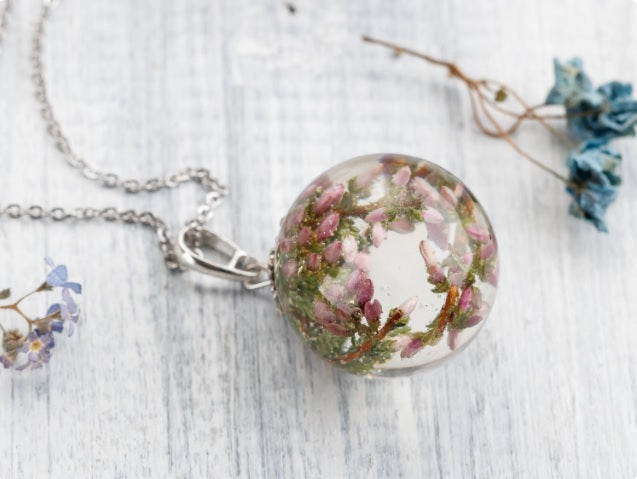 Terrarium Necklace with Real Heather